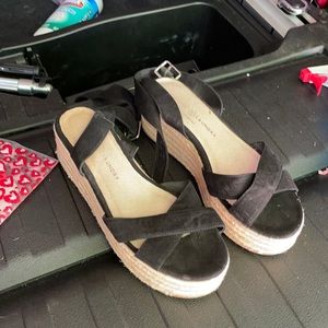 Black wrap sandals
